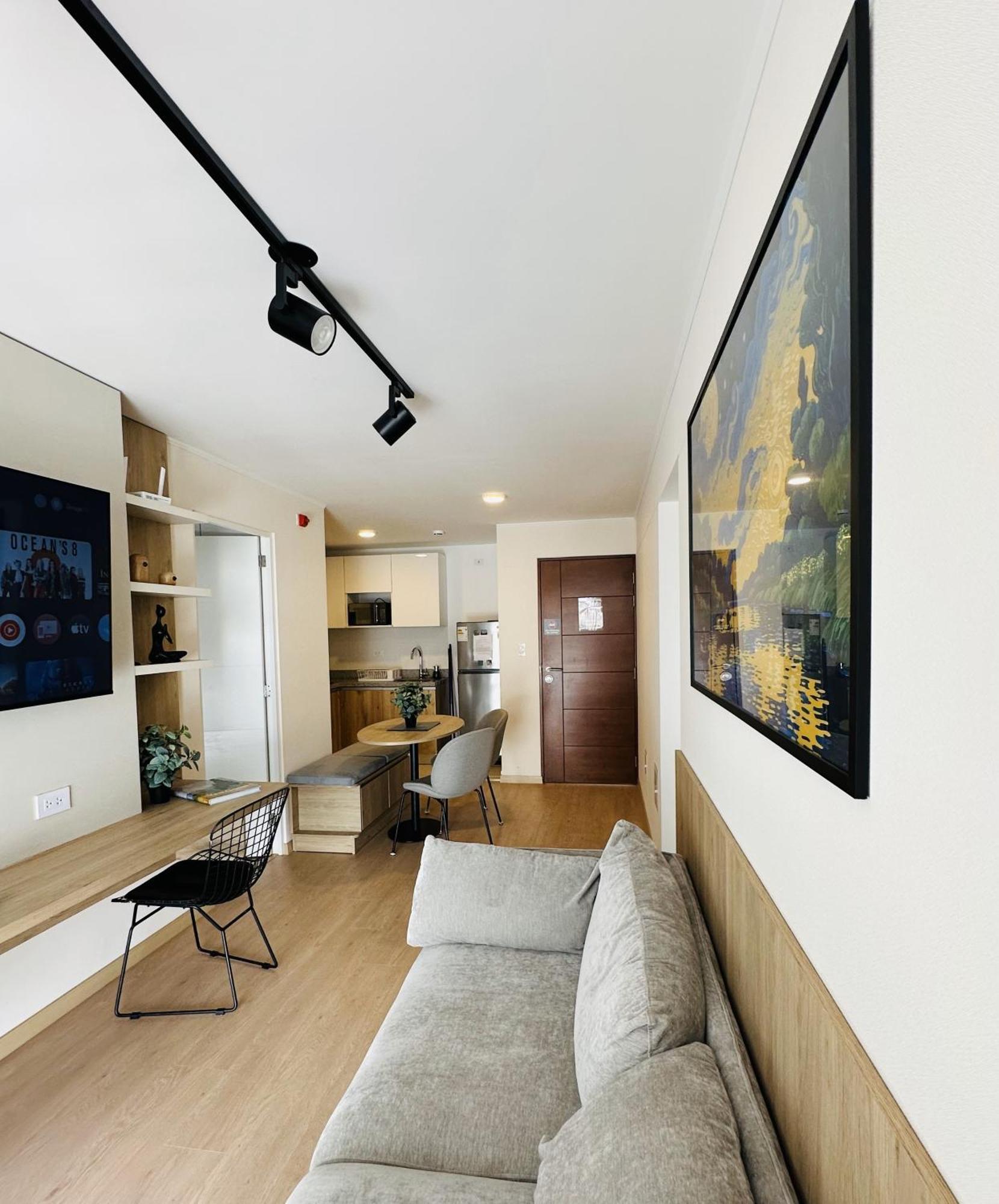 Modern 2br Fully Furnished Barranco * Lima